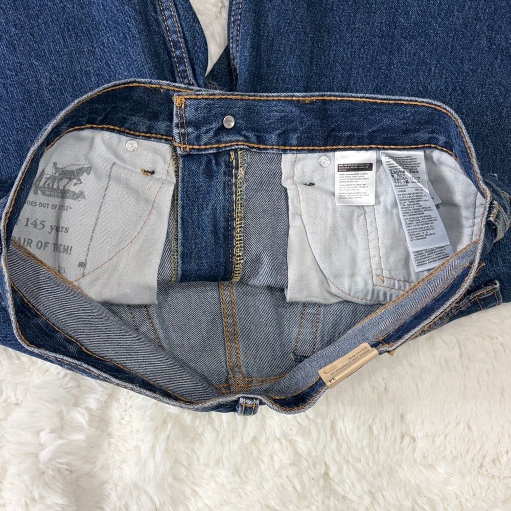 LEVI’S ,Size 34,Classic Blue Denim Men's Shorts - Picture 14 of 17